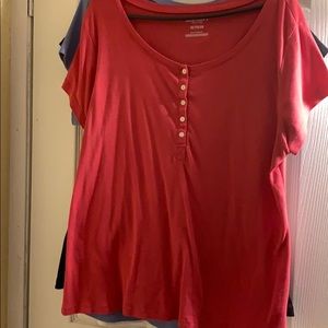 Bundle of 4 used old navy tops